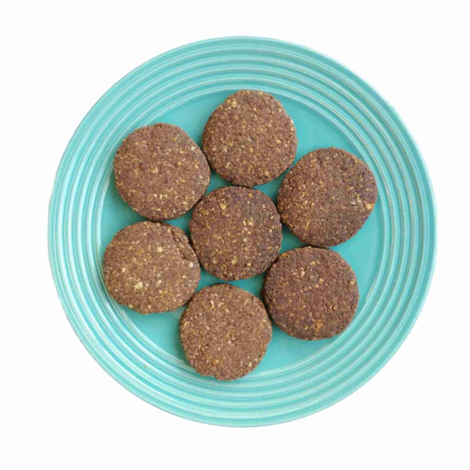 Millet Amma’s Ragi and Oats Cookies- A healthy crunch with every bite, introducing you to Millet Amma’s delicious Ragi and Oats Cookies.  Made from Ragi Millet, Oats, Jaggery and Coconut Oil, it is not only a delight to your taste buds but is also high in fiber and nourishing.  Ragi millet is rich in Calcium and has 3x more calcium than milk. They are also high in fiber and have no refined sugar or additives.